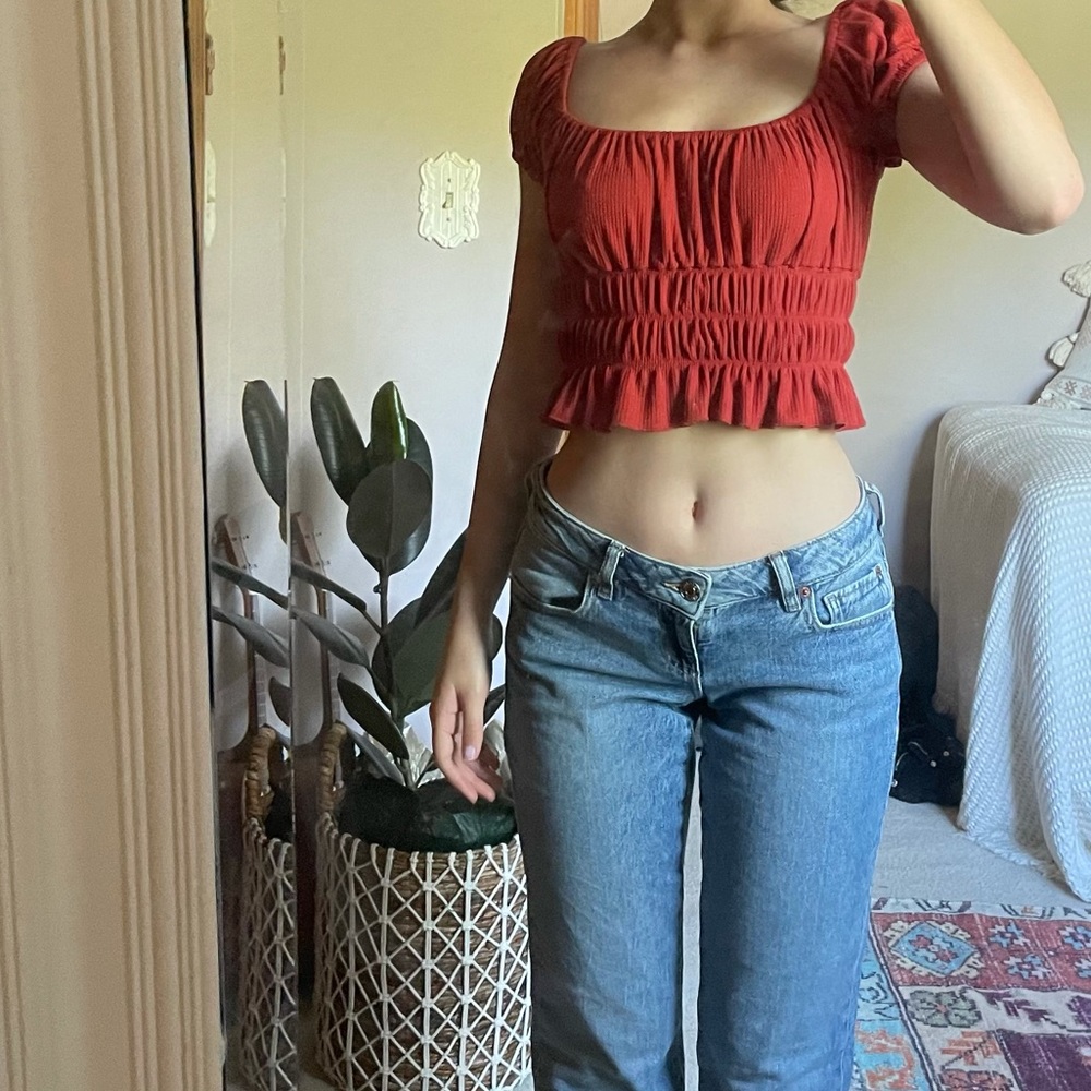 orange top